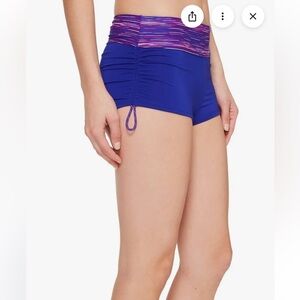 TYR Women’s Cyprus Della Boyshorts